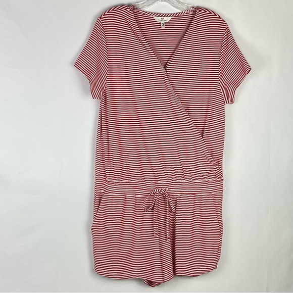 Vineyard Vines Pants - Vineyard Vines Short Sleeve Wrap Design Tie Waist Romper Size M